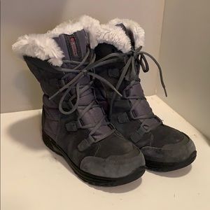 Columbia Women’s boots